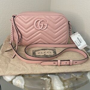 $2,950 New, Authentic GUCCI Marmont Dusty pink purse shoulder bag sale chain